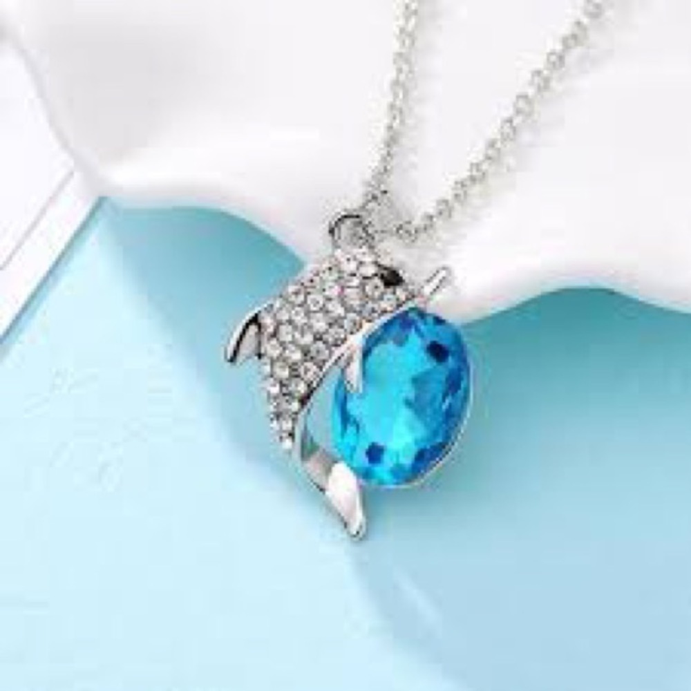 (Bonus Jewelry included ‼️)Crystal Studded Dolphin Pendant